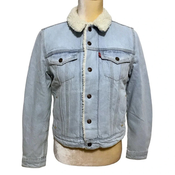 Levi's Jackets & Blazers - Levi's NWT Sherpa Lined Original Trucker Jacket Women S